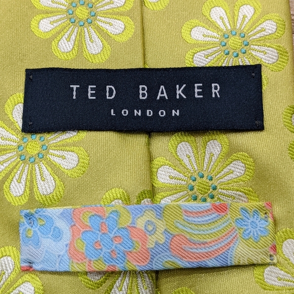 Ted Baker Floral Pattern 100% Silk Tie - Picture 3 of 4